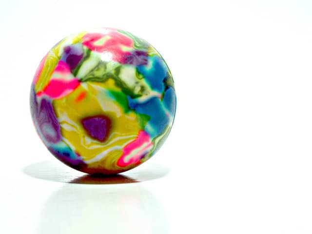 prism-ball-1184022-640x480 prism-ball-1184022-640x480